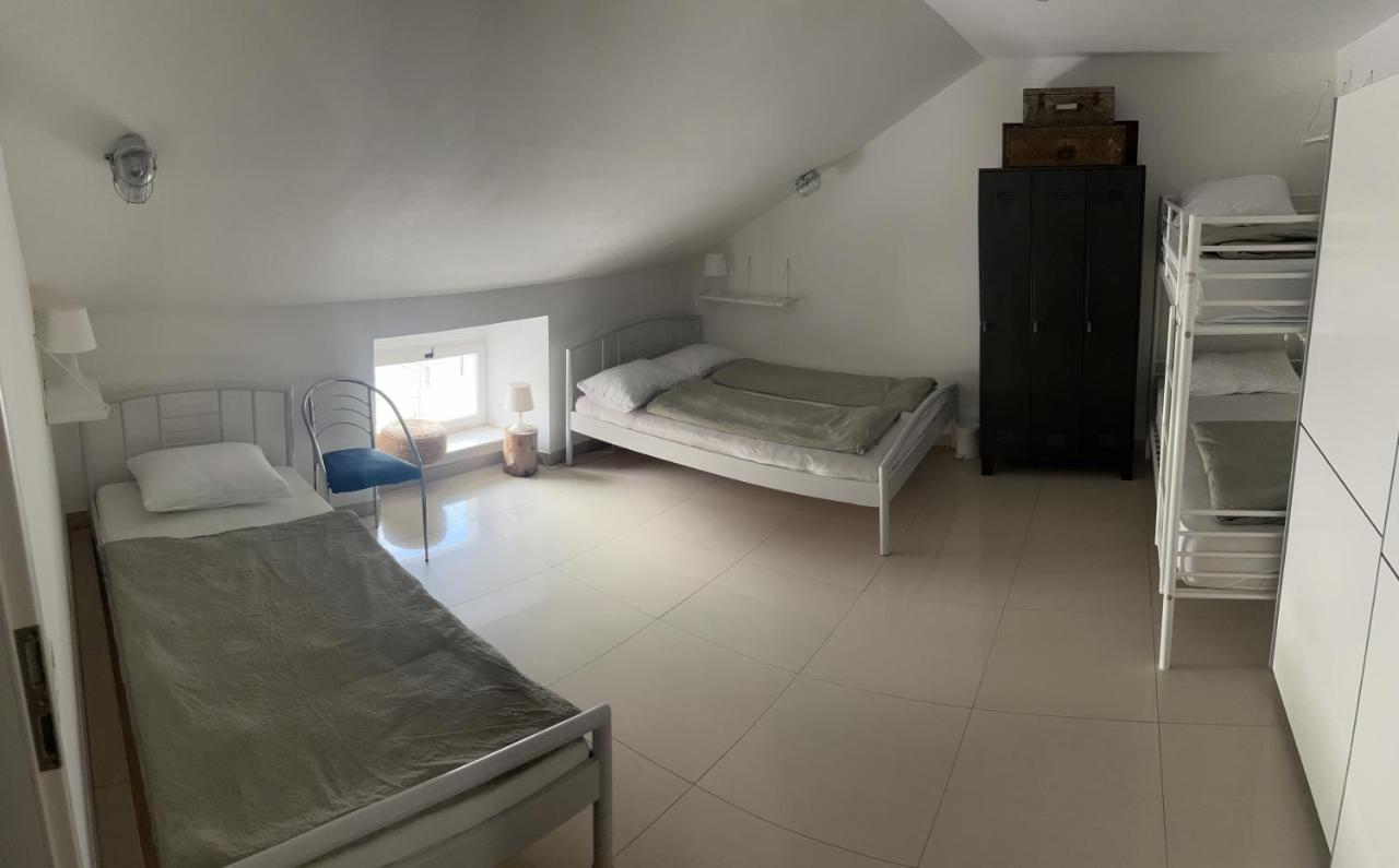 Eagle'S Nest Hostel Postojna Dış mekan fotoğraf