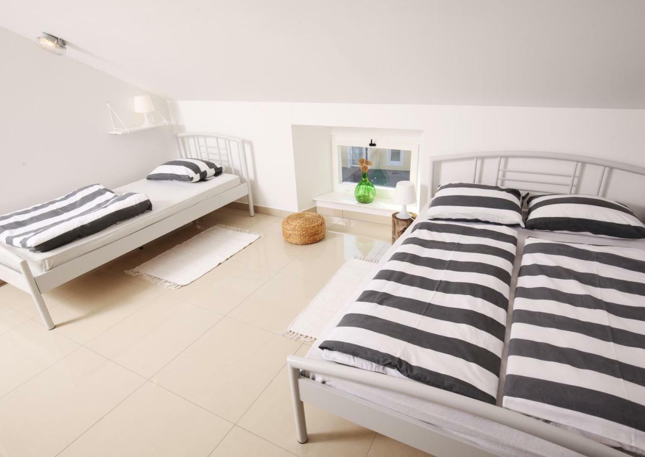 Eagle'S Nest Hostel Postojna Dış mekan fotoğraf